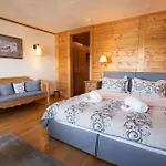 Le De Flore Hotel 4*