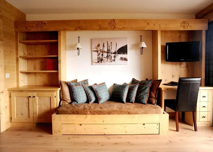 Отель Le De Flore 4*